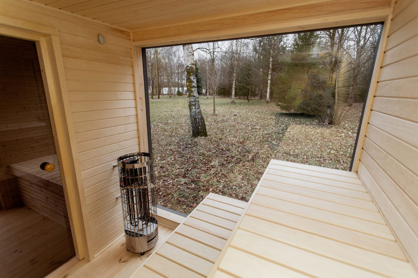 Halo Saunas Galaxy Pod Thermowood