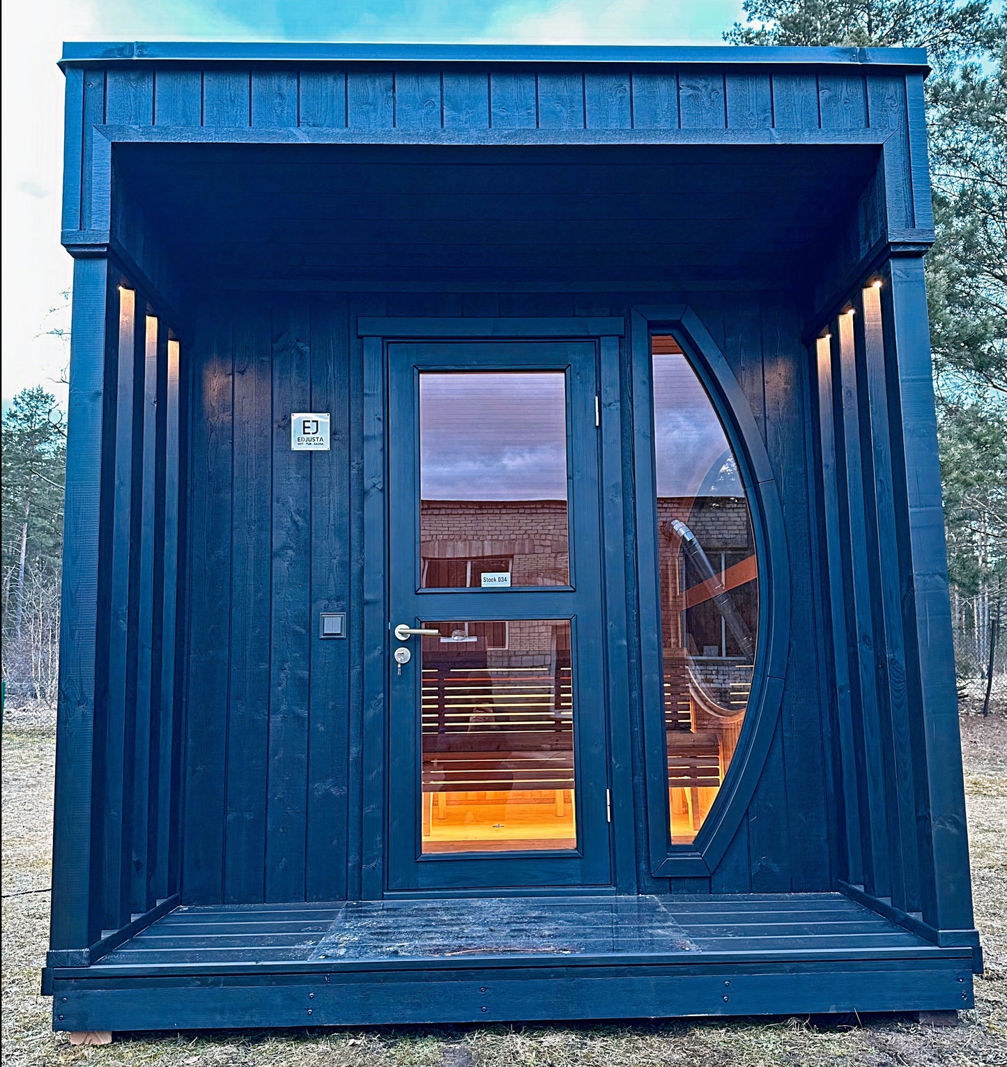 Halo Saunas Prestige Sauna | 4-6 Person